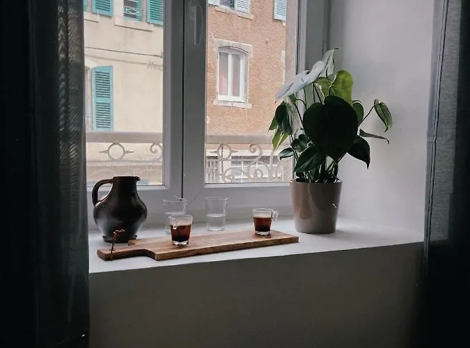 Dnn - Retro 1br, Center - Free Wifi And Parking - Near Vichy, Clermont, Lyon Thiers